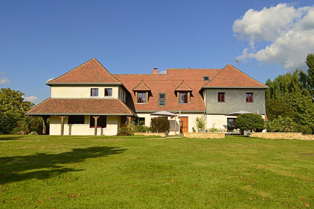 Le Clos Leonard Амбоаз Екстериор снимка